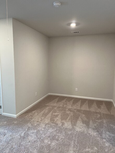 Building Photo - 4733 Cypress Park Dr