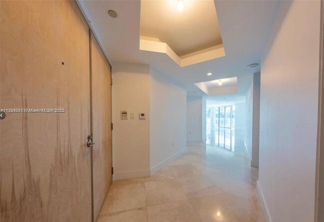Building Photo - 9401 Collins Ave