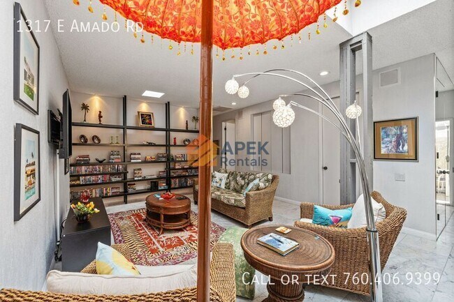 Building Photo - 1317 E Amado Rd