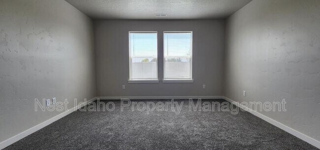 Building Photo - 12339 Shadow River St