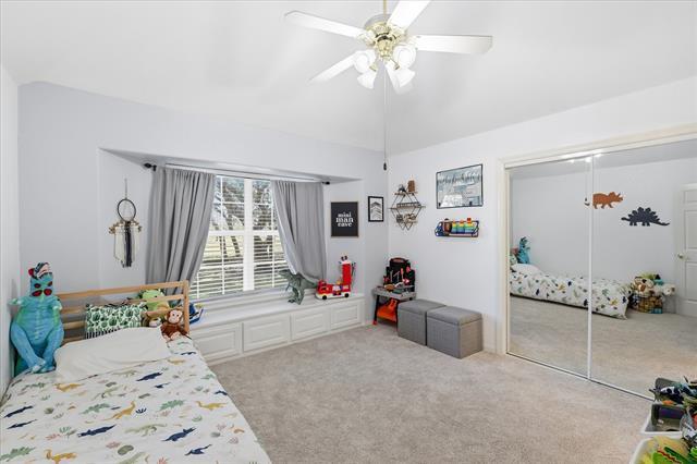 Building Photo - 113 Green Oaks Ct