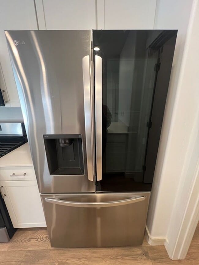 Building Photo - Flexible lease terms!