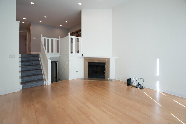 Building Photo - 1328 S Federal St