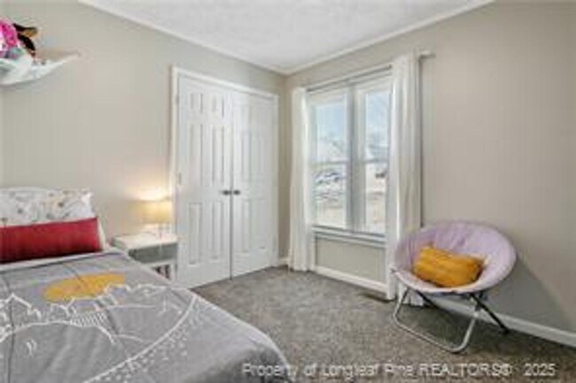 Building Photo - 2527 SIlverbell