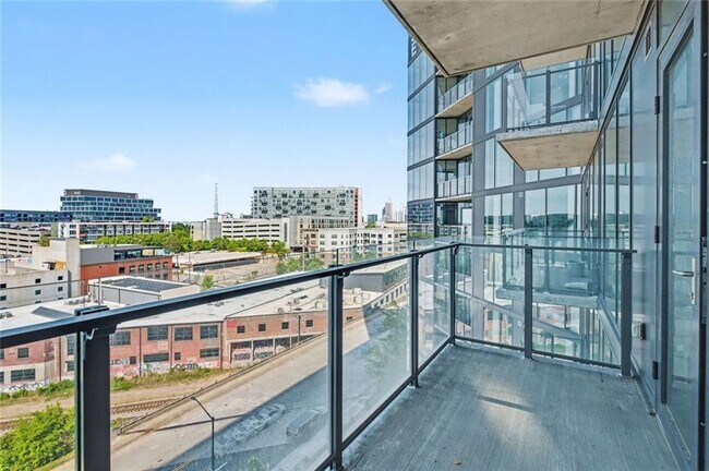 Building Photo - 788 West Marietta St NW