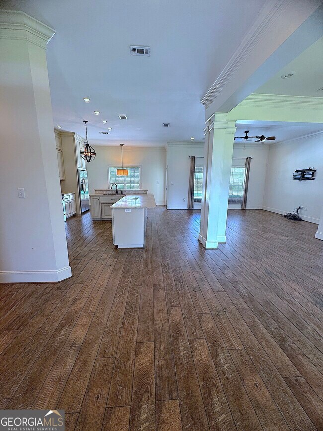 Building Photo - 5049 Carlton Ridge Cir