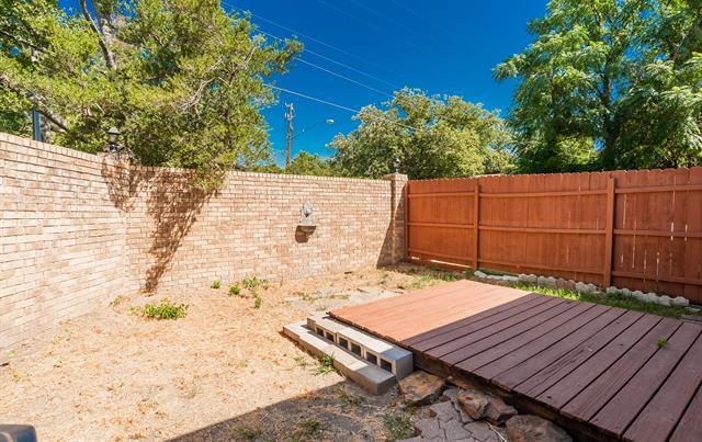 Building Photo - 7450 Holly Hill Dr