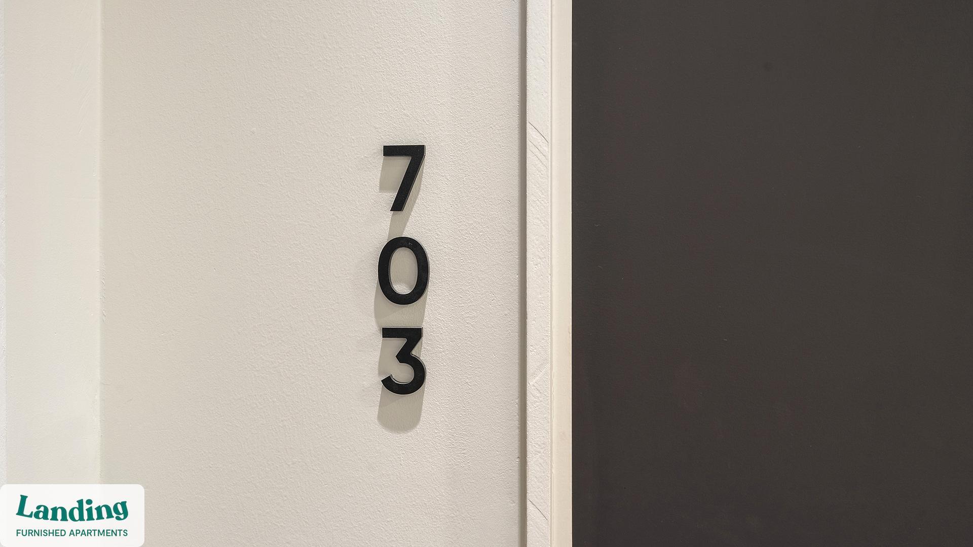 Building Photo - 143 E Commerce St