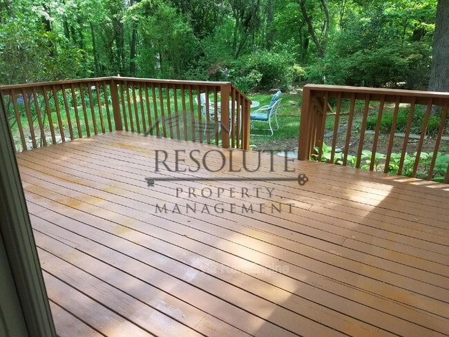 Building Photo - 6612 Pleasant Pines Dr