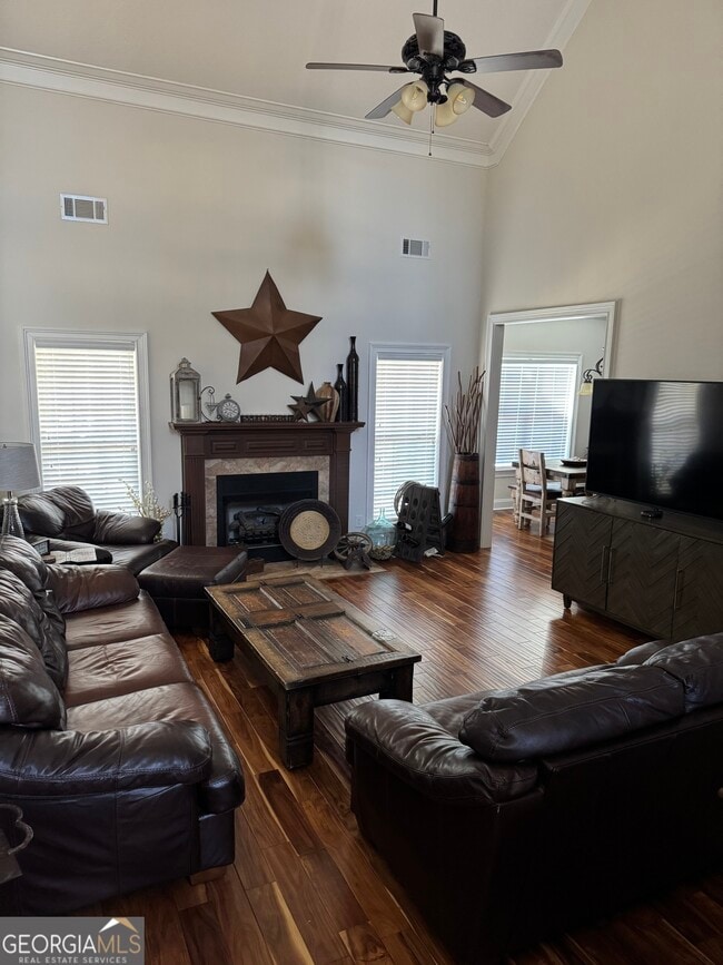 Building Photo - 305 Taylor Elaine Dr