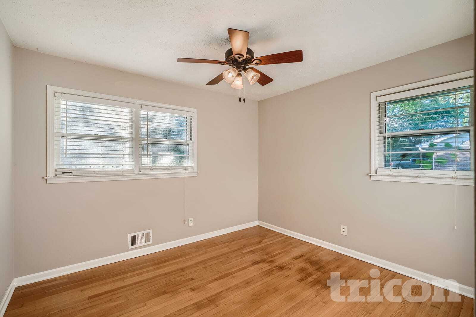 Building Photo - 2054 North Rd SW