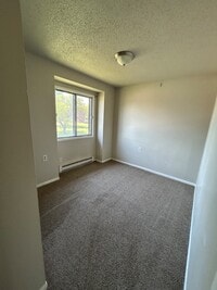 Building Photo - 307 Ilion Ave