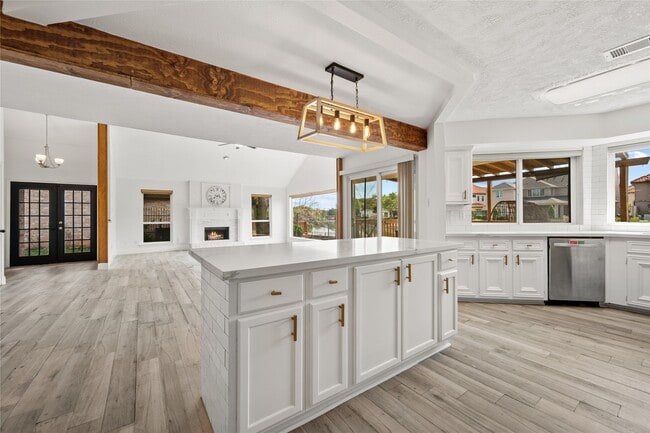 Building Photo - 1026 Oyster Bay Dr