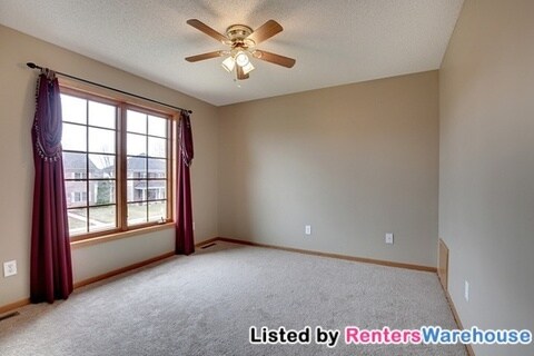 Building Photo - 2692 118th Cir NE