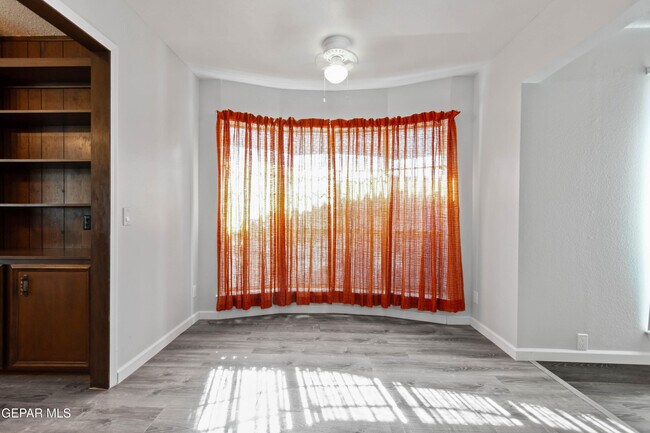 Building Photo - 200 S Maryland St