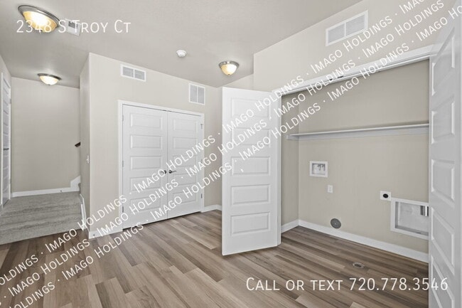 Building Photo - 2348 S Troy Ct