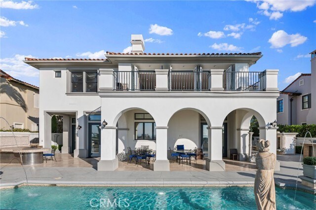 Building Photo - 7 Vista Luci