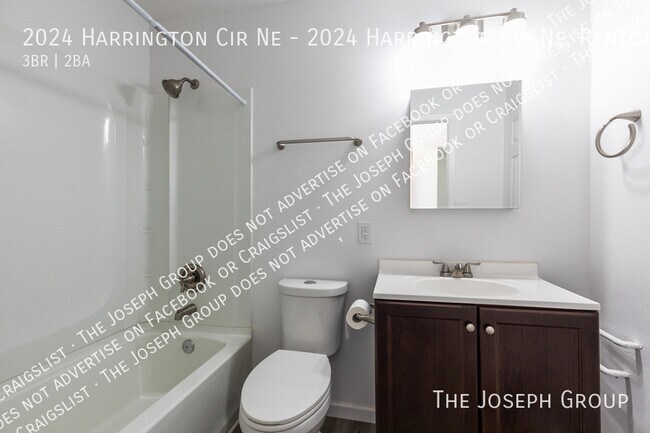 Building Photo - 2024 Harrington Cir NE