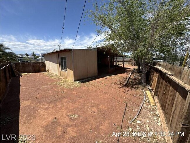 Building Photo - Charming Single-Story Home with Granite Kitchen & No HOA
