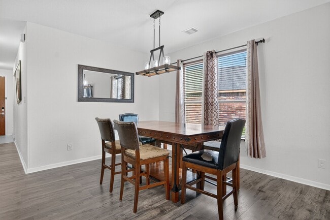 Building Photo - 6407 Bayliss Valley Ln