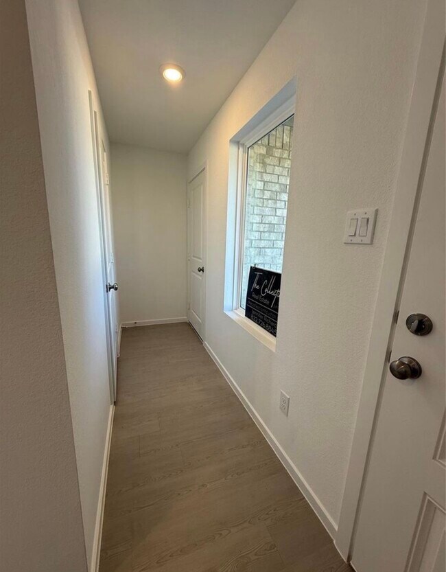 Building Photo - 14896 N Ascot Bend Cir