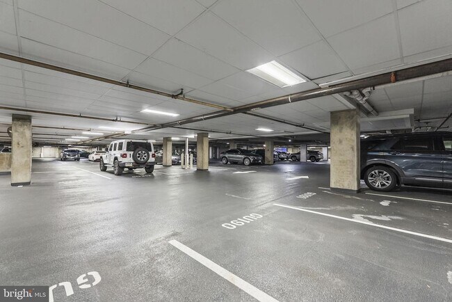 Building Photo - 12000 Market St