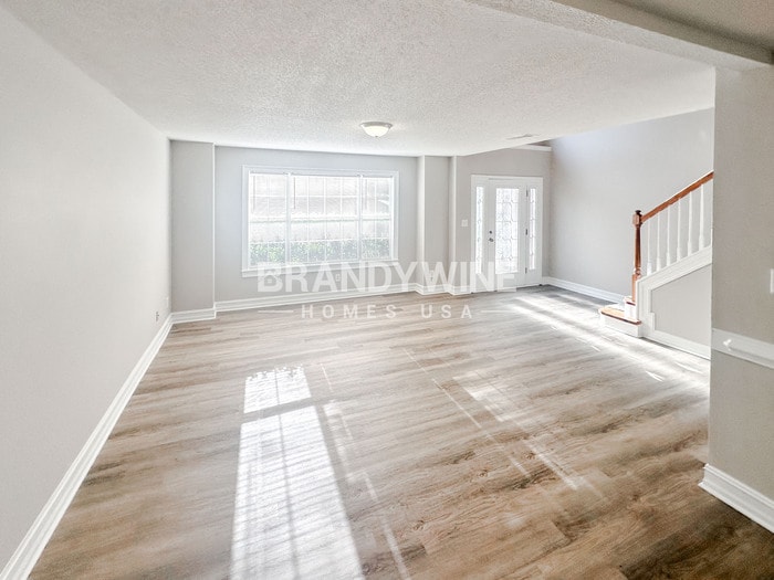 Building Photo - 12339 Lakeside Pkwy