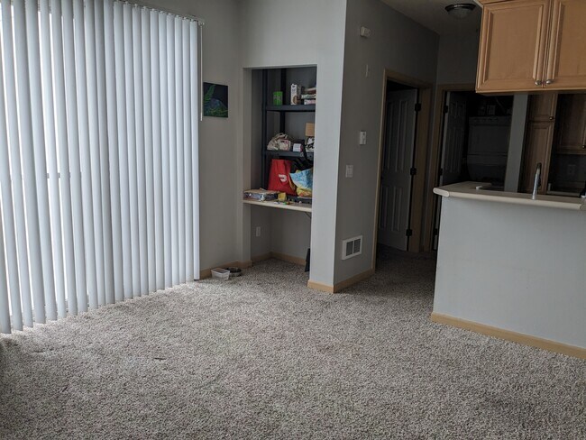 Building Photo - 233 St Helens Ave