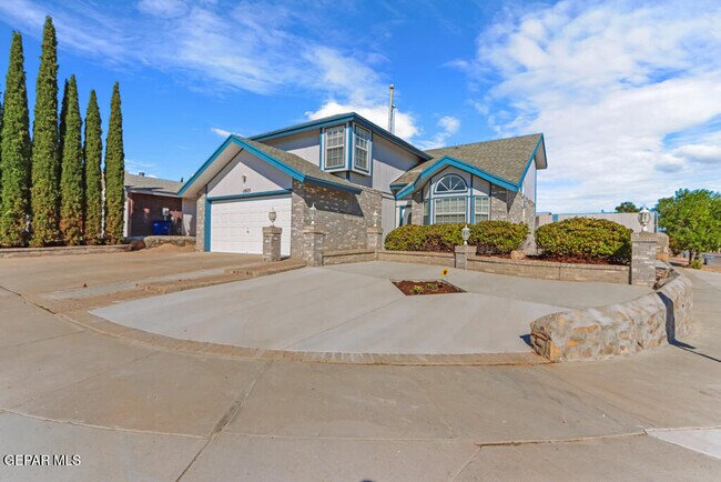 Primary Photo - 11823 Stone Castle Dr