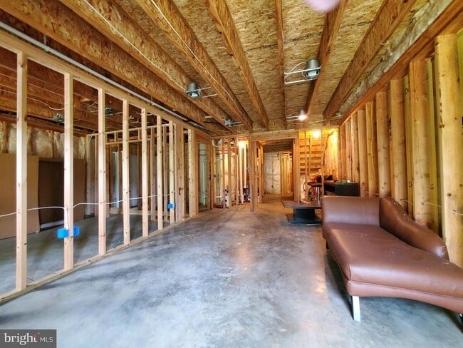 Building Photo - 431 Afton Dr