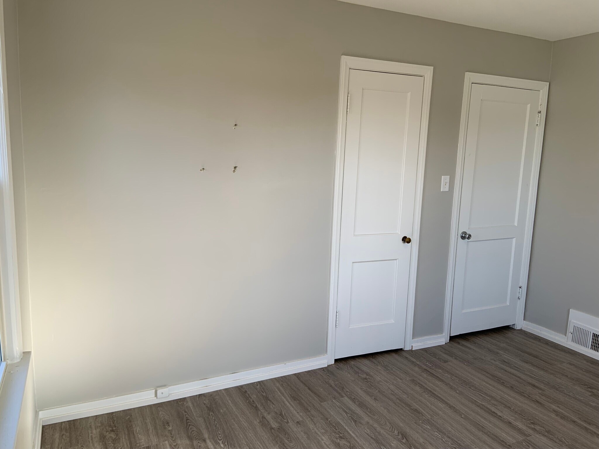 Building Photo - 343 E Lakewood Blvd