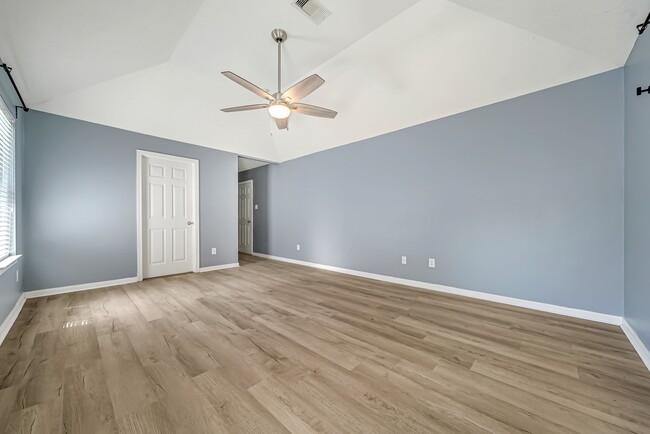 Building Photo - 16393 Ryan Guinn Way