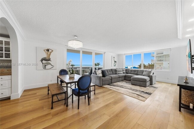 Building Photo - 5401 Collins Ave