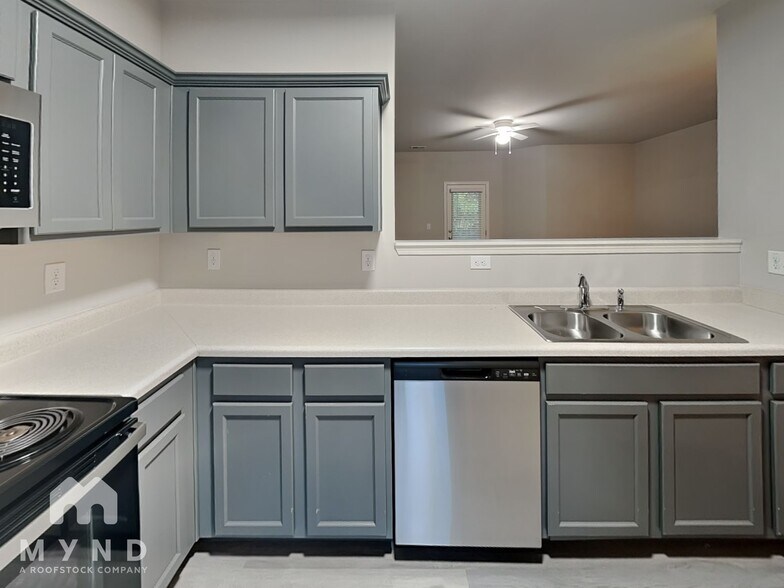 Building Photo - 2650 Parrish Ct