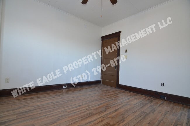 Building Photo - 1508 E Gibson St