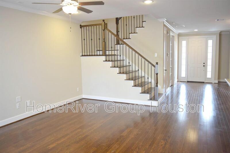 Building Photo - 215 Kendrick Pines Blvd
