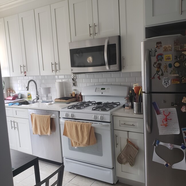 Building Photo - 2317 29th Ave