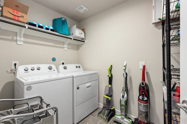 Building Photo - 2708 Diamond Reef Ln