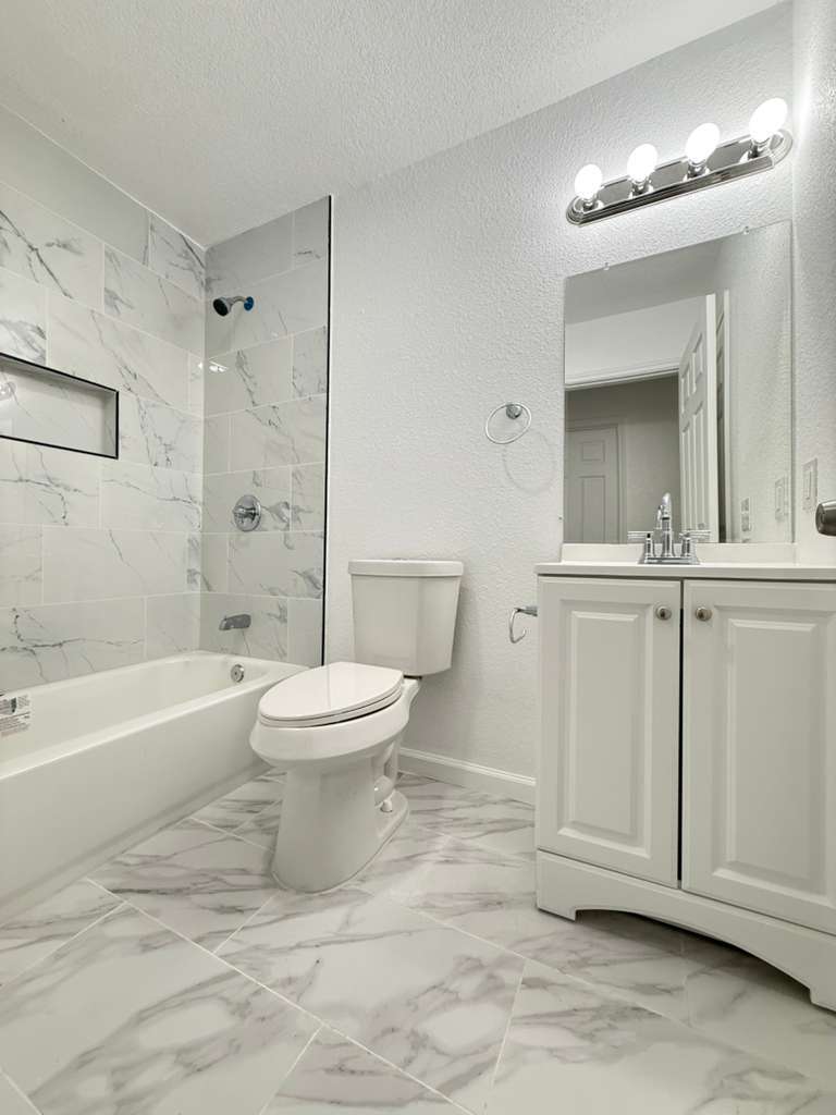 Building Photo - 7506 Fairington Dr