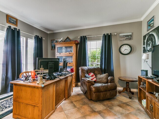 Building Photo - This stunning 4-bedroom, 3.5-bathroom home...