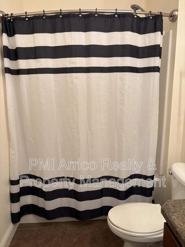 Building Photo - 8611 Olive Moss Ct