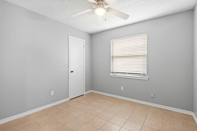 Building Photo - 3415 S Meadow Dr