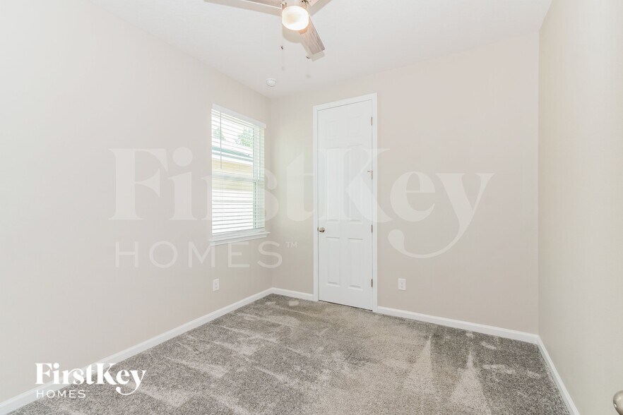 Building Photo - 95460 Woodbridge Pkwy