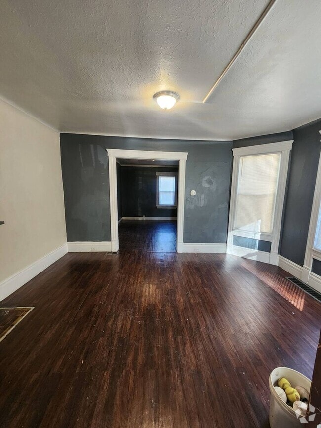 Building Photo - 3200 Denison Ave