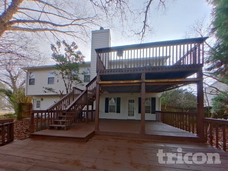 Building Photo - 3575 Wake Robin Way