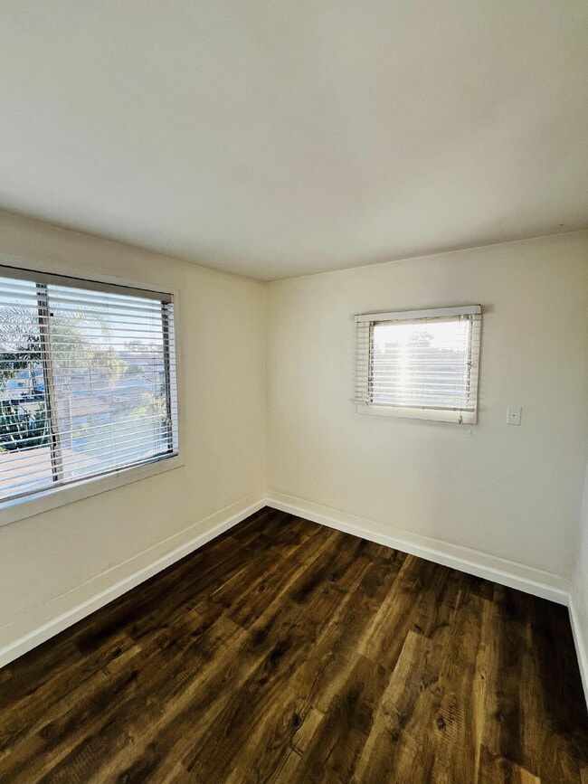 Building Photo - $1,500 - 1 Bed / 1 Bath Apartment in San Diego