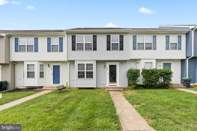 Building Photo - 209 Ilona Ct