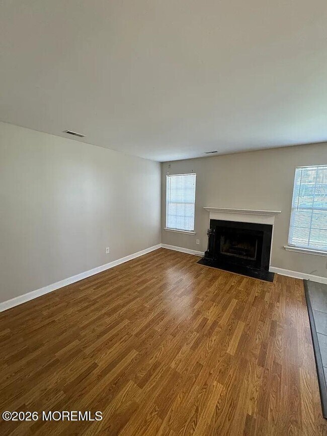 Building Photo - 134 Rumford Way