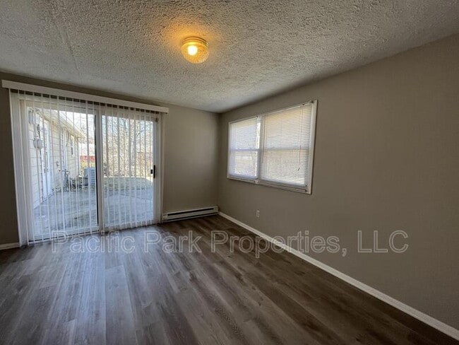 Building Photo - 11020 McDowell Dr