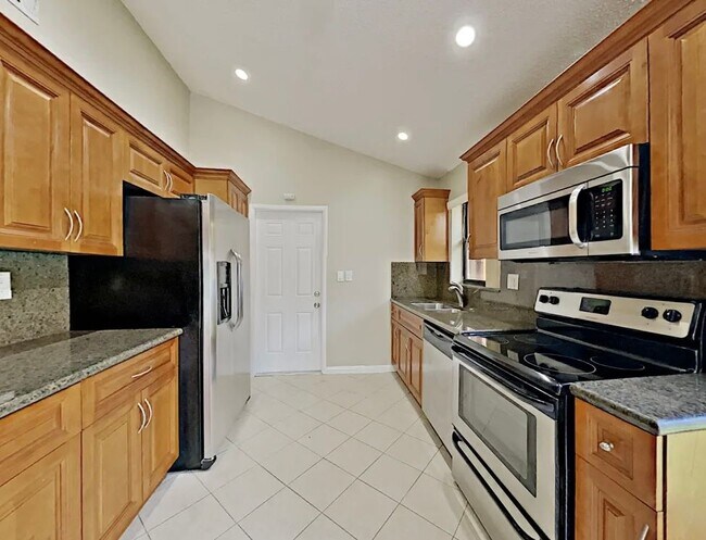 Building Photo - 260 SW 113th Terrace